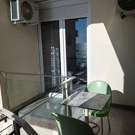 Sea Line Appartement *